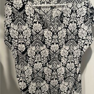 Liz Claiborne Black and White Floral Blouse